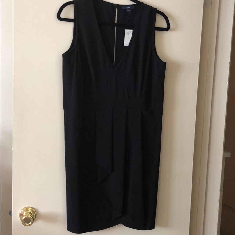 NWT Gap black dress SZ 8